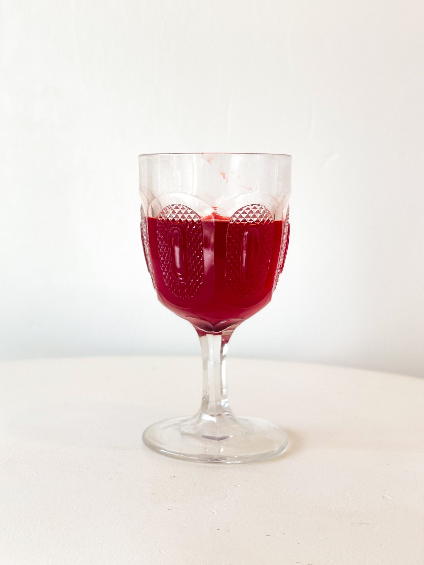 Cottage Wine Glasses (Set of 2)